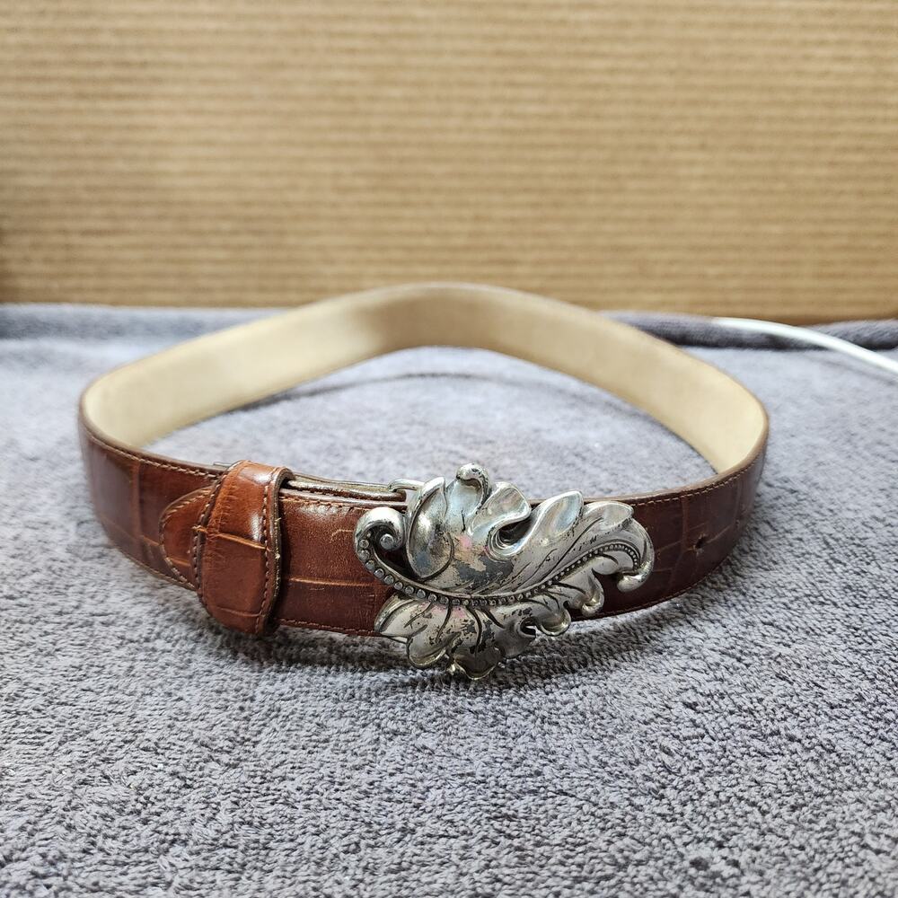 Brighton Belt Brown leather Size Small Silver tone buckle b51
